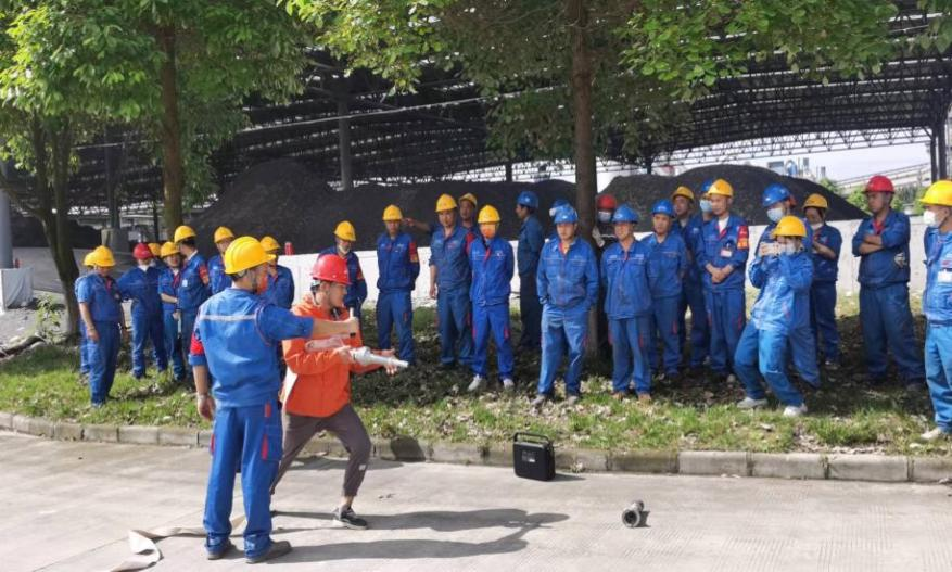 北斗智慧消防开展工厂消防安全培训、应急演练